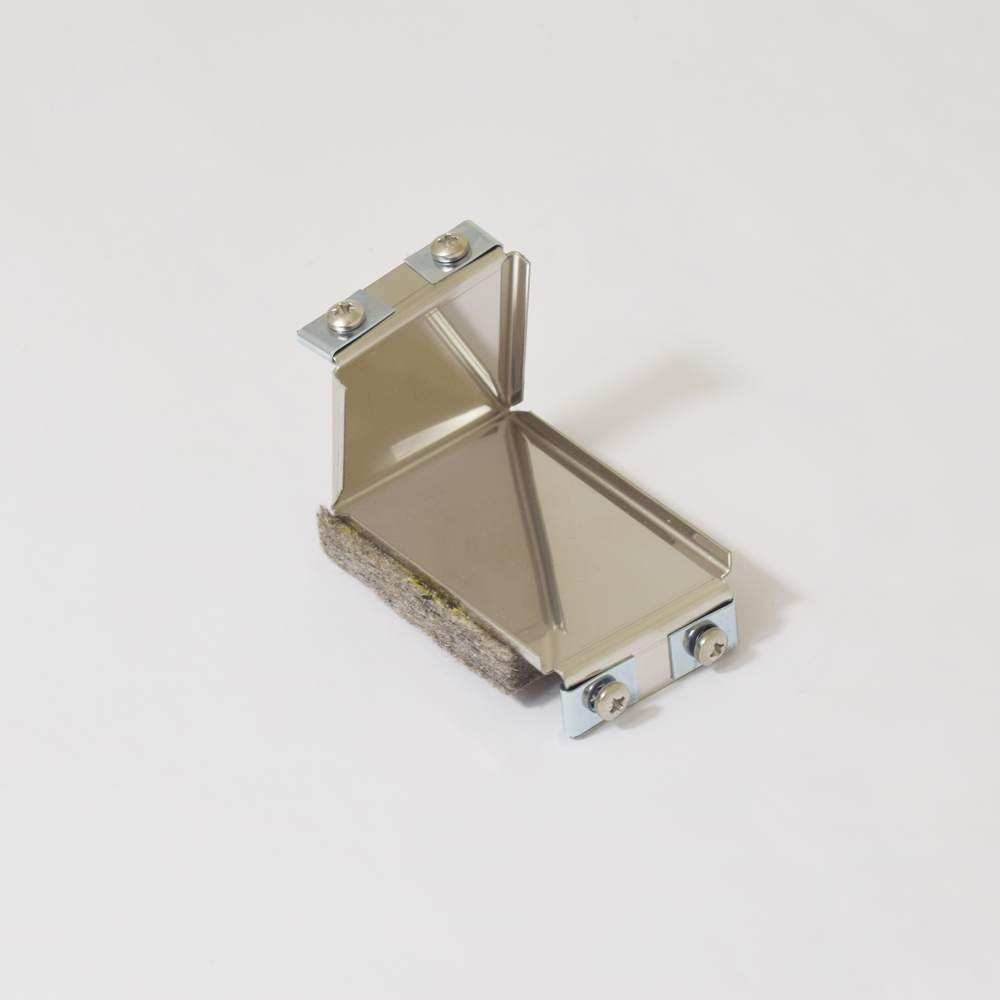 BRACKET DOOR GLASS STOP RH S/S - AHH7550