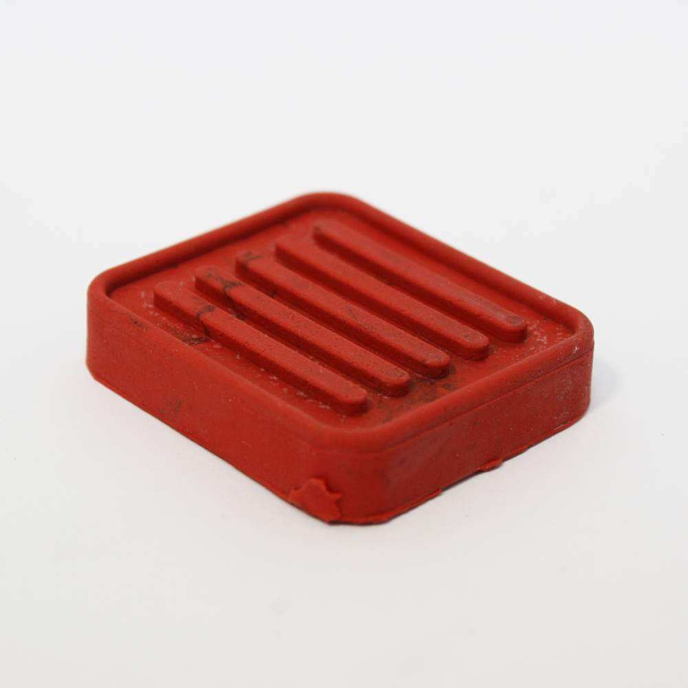 PEDAL RUBBER RED CLUTCH /BRAKE PRE 76