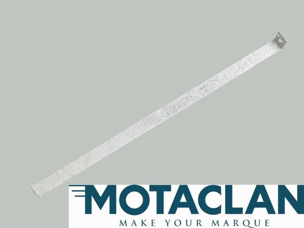Fuel tank mounting strap