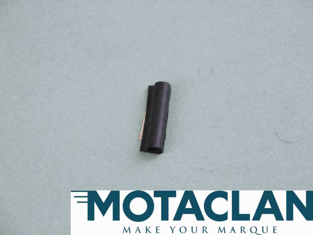 Seal roof panels - TVR V1410