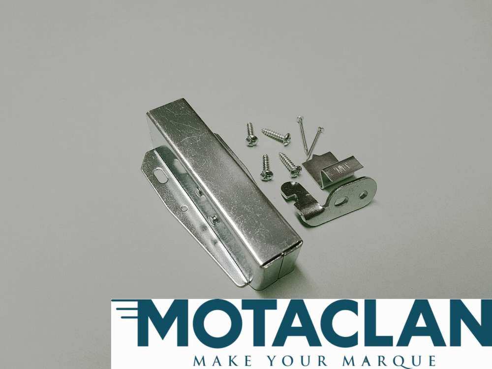 Glovebox catch - TVR_025U_067A