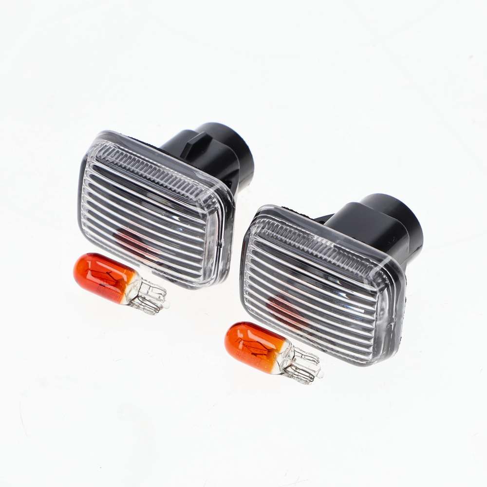 SIDE INDICATOR REPEATER KIT - CLEAR LENS WITH AMBER BULB - XGB000020K